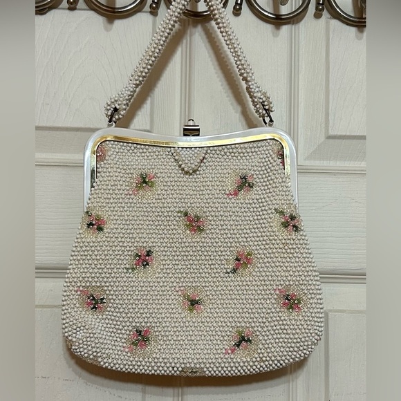 Code bead Vintage 1950's Antique Ivory Floral Beaded Purse - Picture 3 of 12